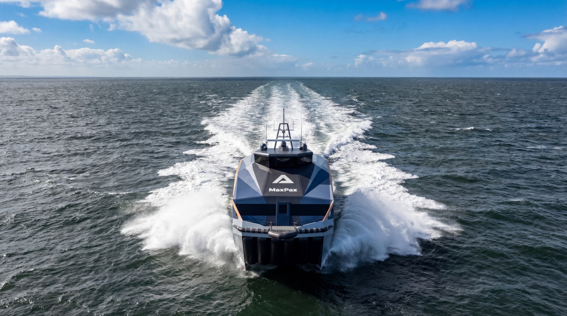 AIRCAT 35 MaxPax rear view with wake trail